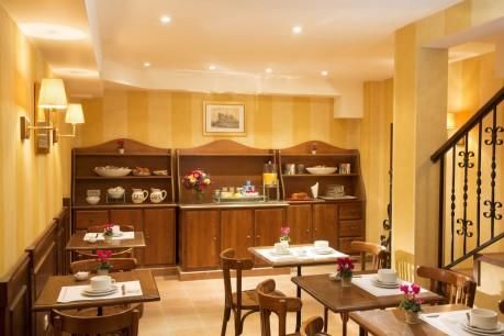 Central Hotel Paris – Breakfast