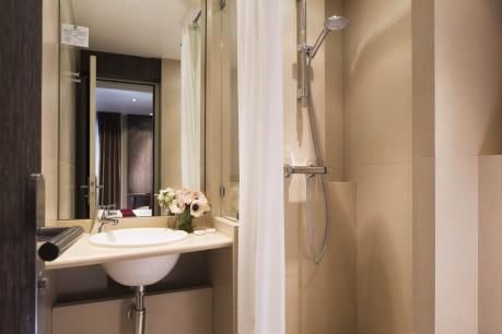 Central Hotel Paris – Single Superior Room